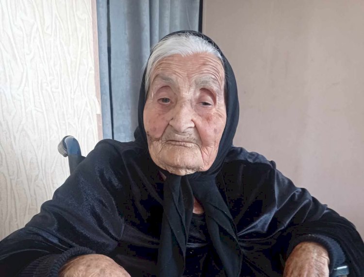 იმ დამოუკიდებელი საქართველოდან - ამ დამოუკიდებელ საქართველოში