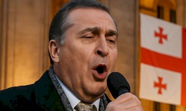 პაატა პაპას უნიჭო ინტრიგა