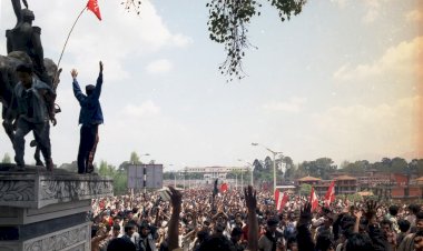 რევოლუცია? რა რევოლუცია?