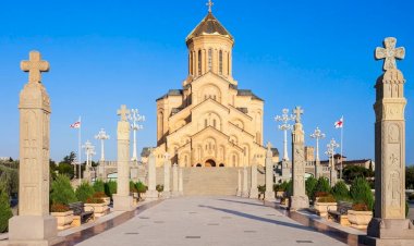 ბიძინა ივანიშვილი და საქართველოს მოღალატეთა ისტორიული ანატომია