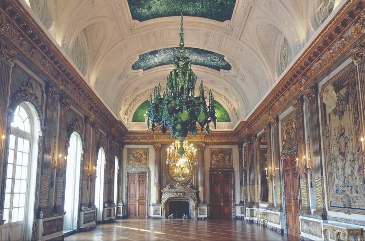 იან ფაბრი - უცნაური თუ ორიგინალური