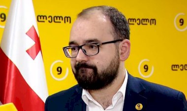 არამკითხე მოამბეები